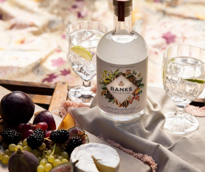 Banks Botanicals alcohol-free gin. Banks Botanicals non-alcoholic Spirit is zero-alcohol (0% ABV), sugar free and gluten-free. Shop with confidence at High Vibes Drinks, the alcohol-free specialist in Warrandyte, Melbourne. Award winning and best low and no alcohol drinks. Banks Botanicals offer sophisticated, non-alcoholic, sugar-free options to love what you drink. Perfect non-alcoholic drink when pregnant or baby shower. Perfect for non-alcoholic cocktails and corporate events.