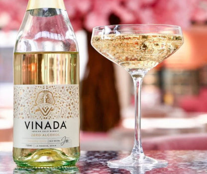 Vinada Amazing Airen Gold (0%) Non-Alcoholic.  VINADA alcohol-free 0% sparking wines. A delightful vegan low calorie non-alcoholic sparkling wine. VINADA is an award winning non-alcoholic sparkling wine. Buy from High Vibes Drinks, the alcohol free specialist in Warrandyte, Melbourne. Zero-alcohol sparkling wine is expertly crafted with abundance of fruity sensations, both in smell and taste, followed by a soft, crisp, dry aftertaste.